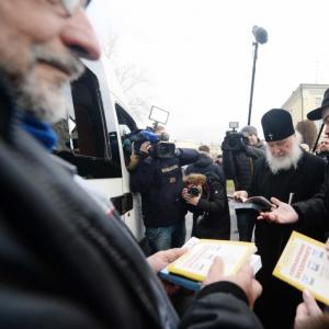 Patriark Kirill mengunjungi tempat-tempat yang berhubungan dengan para martir kerajaan